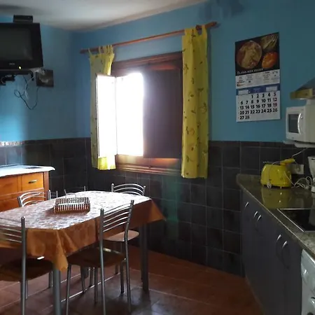 Alejandra Apartamento Gargantilla