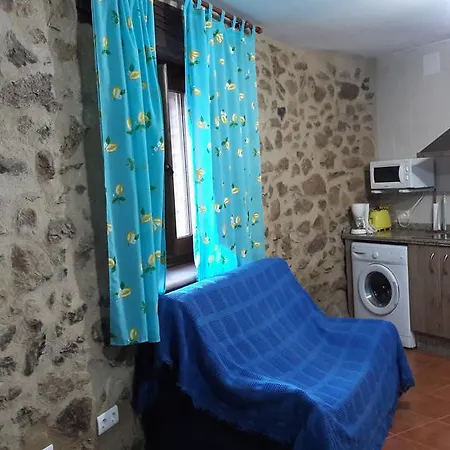 Alejandra Apartamento Gargantilla